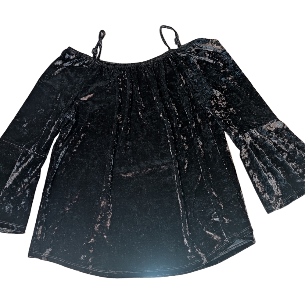 Elegant Black Velvet Off-Shoulder Top